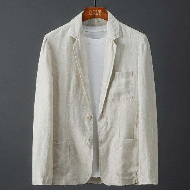 Blå herreblazer i smal passform. Moderne og stilfull for casual dager eller vår/sommer.