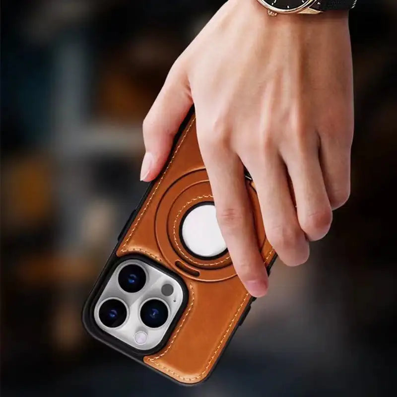 Slankt iPhone-deksel med innebygd magnetisk stativ for optimal vinkel, perfekt for alle modeller.