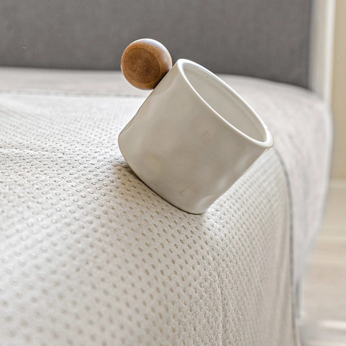 Forvandle stuen med et elegant jacquard sofatrekk, gir ny stil og beskyttelse til møblene.