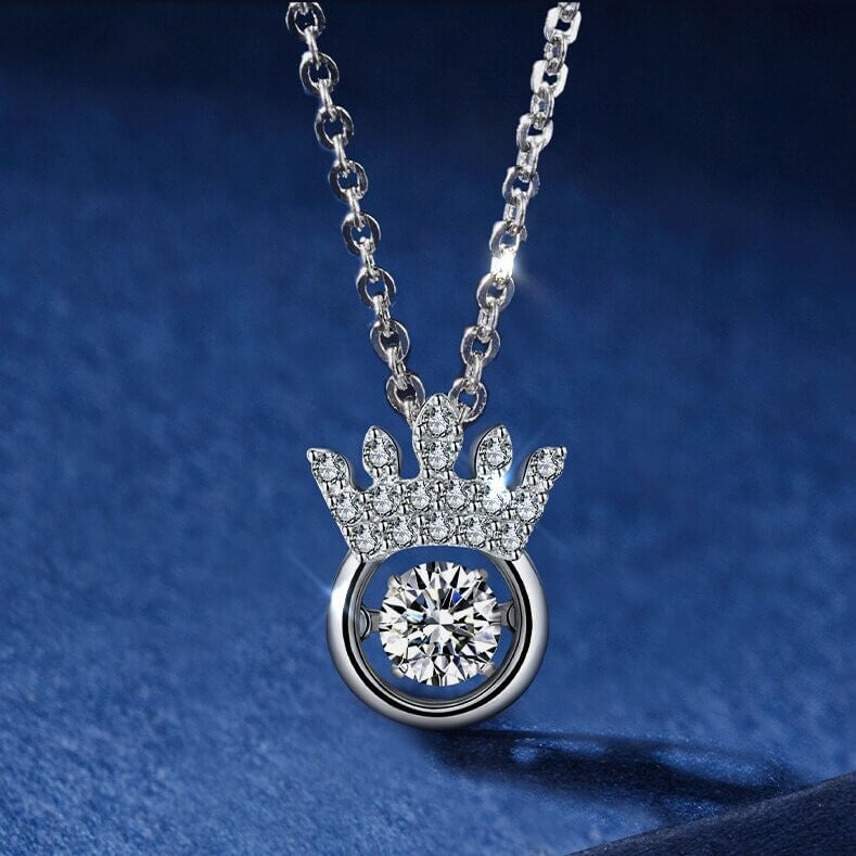 Hjertevarm datter gave: Sterling sølv krone halskjede med skinnende Cubic Zirconia.