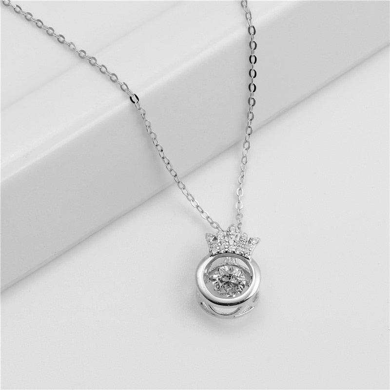 Unikt krone halskjede med levende Cubic Zirconia stein, spesiell datter gave i sterling sølv.