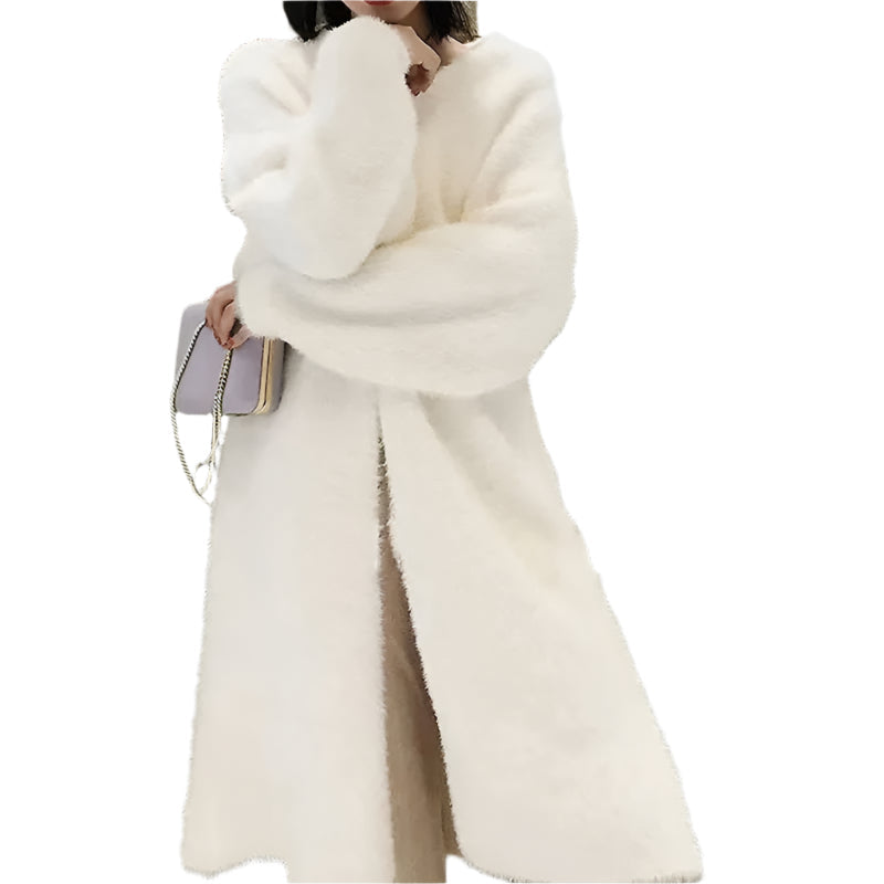 Elegant lang hvit strikket cardigan for kvinner, komfortabel og varm vinterjakke.