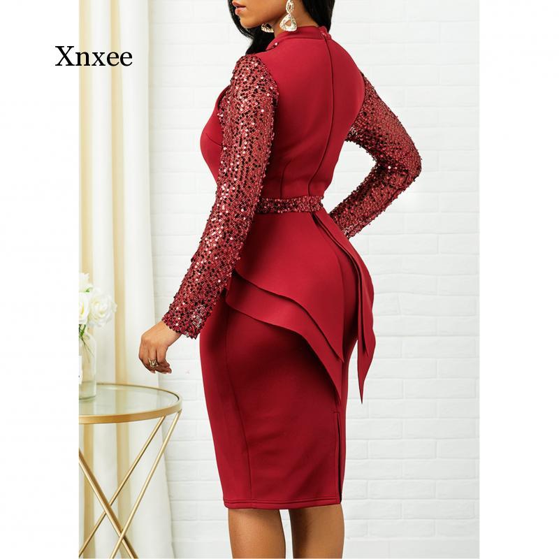 Frontbilde av en skinnende, langermet bodycon paljettkjole for kvinner, klar for fest og selskap.