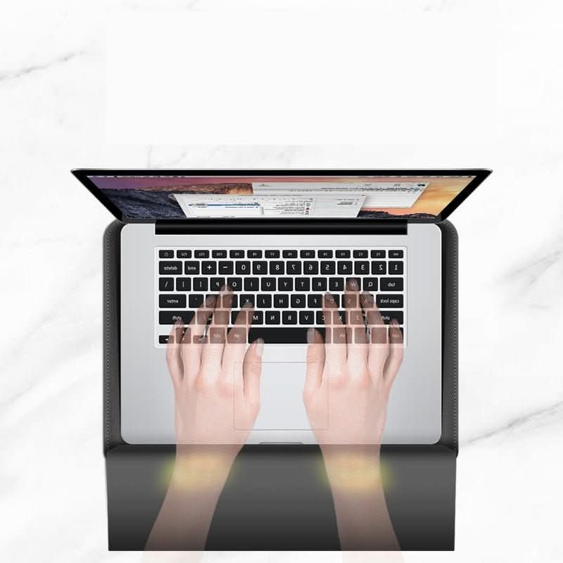 Laptop sleeve med smart magnetisk lukking, gir sikker og enkel tilgang til din bærbar PC.