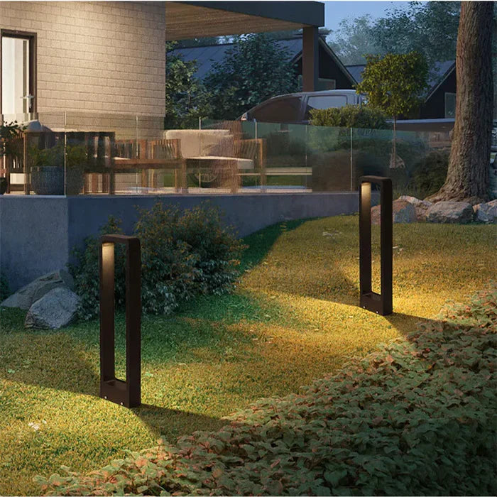 Elegant LED hagespotlight; vanntett og holdbar utendørsbelysning for effektfull hagedesign og trygghet.