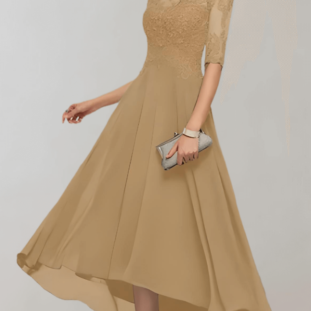 Klassisk blonder maxikjole for damer. Elegant bryllupskjole, lang festkjole eller aftenkjole.