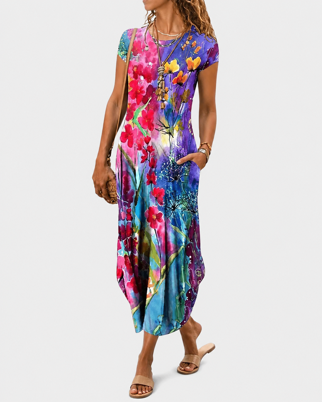 Raffinert kvinners maxikjole i lett stoff for en elegant look. Allsidig og perfekt for sommer og fest.