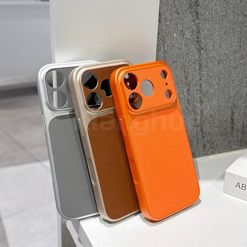 Tynt og elegant iPhone 17 deksel med fin skinntekstur. Mobilveske som gir beskyttelse uten å være klumpete.