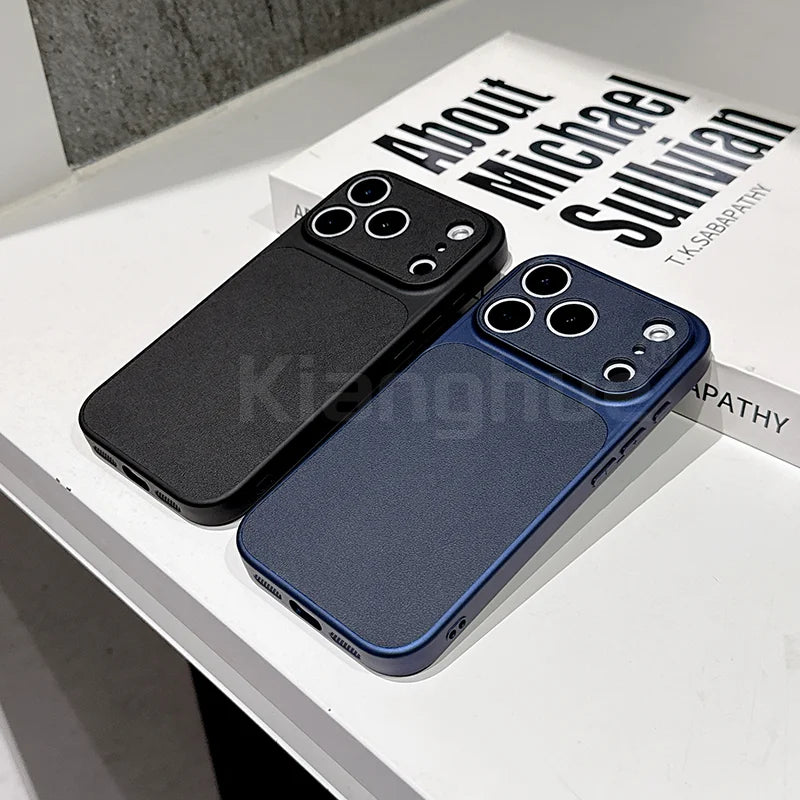 iPhone 17 beskyttelsesdeksel med matt finish og skinntekstur. Komfortabelt og elegant mobilcover.