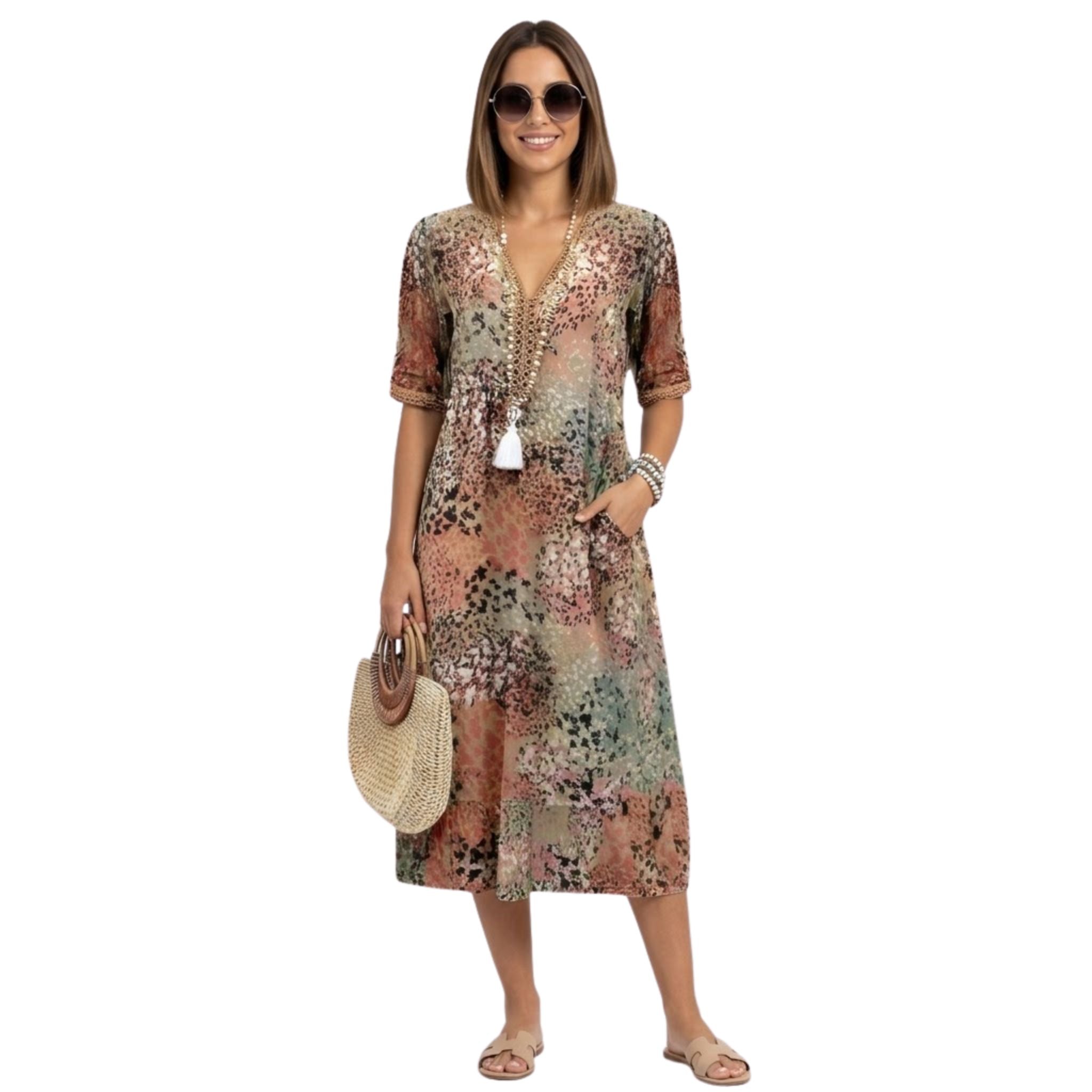 Elegant og komfortabel drapert maxikjole for dame, perfekt til sommer og fest.