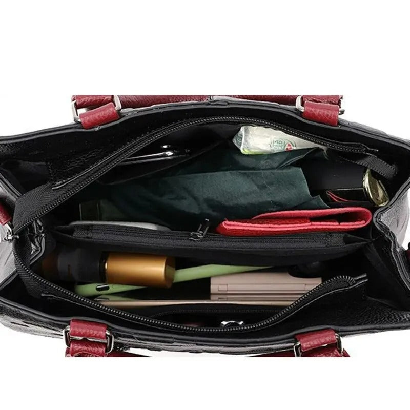 Romslig crossbody skulderveske i PU-skinn for kvinner. Elegant design, perfekt for reise og hverdag.
