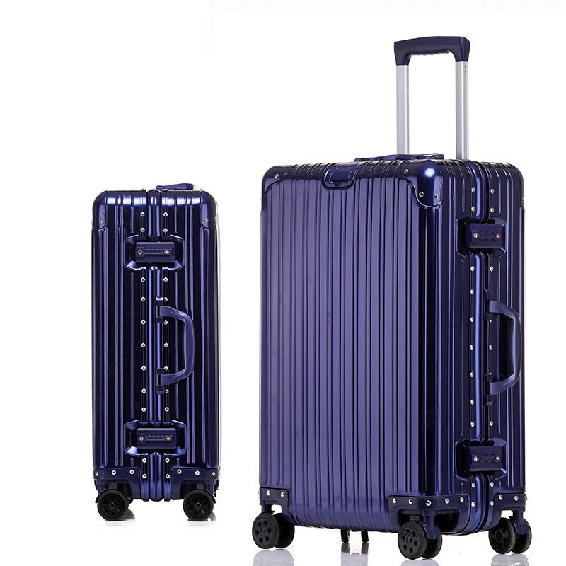 Lettmanøvrert unisex koffert med 360° hjul. Robust hardcase reisebagasje som gjør reisen enklere og komfortabel.
