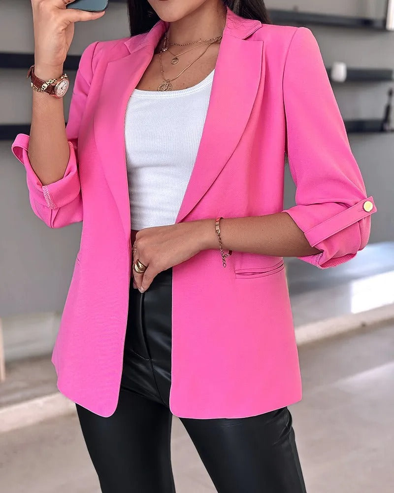 Komfortabel slim cardigan blazer for kvinner. Perfekt for kontorstil og profesjonelle anledninger, elegant design.