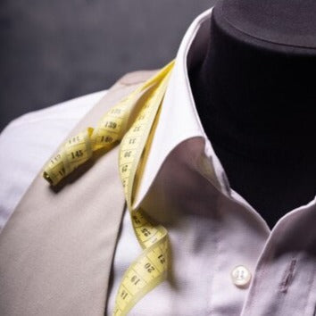 Komfortabel og elegant slim fit dressvest for menn. Gir et sofistikert og smart utseende.