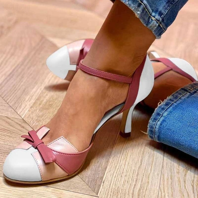 Komfortable høye hæler; ergonomisk design for god støtte. Stilige og sklisikre pumps til dame.