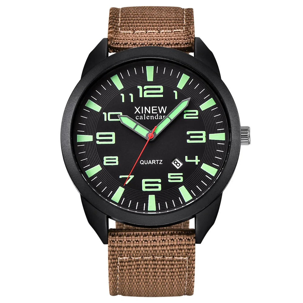 Grønt kvarts unisex klokke, moderne stil, med lysende urskive og kalender. Elegant og holdbart armbåndsur.