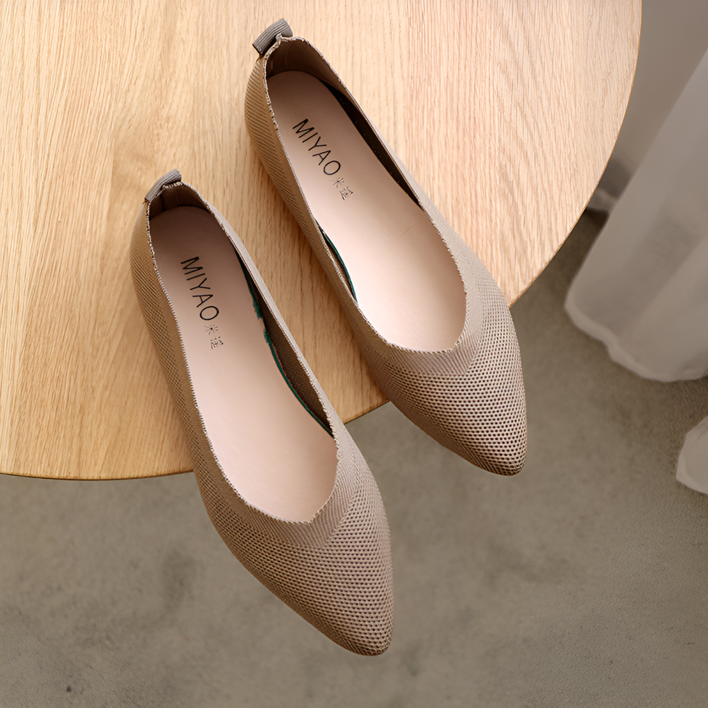 Elegante og komfortable dame ballerina sko for hverdag og fest. Slip-on, flate og allsidige.