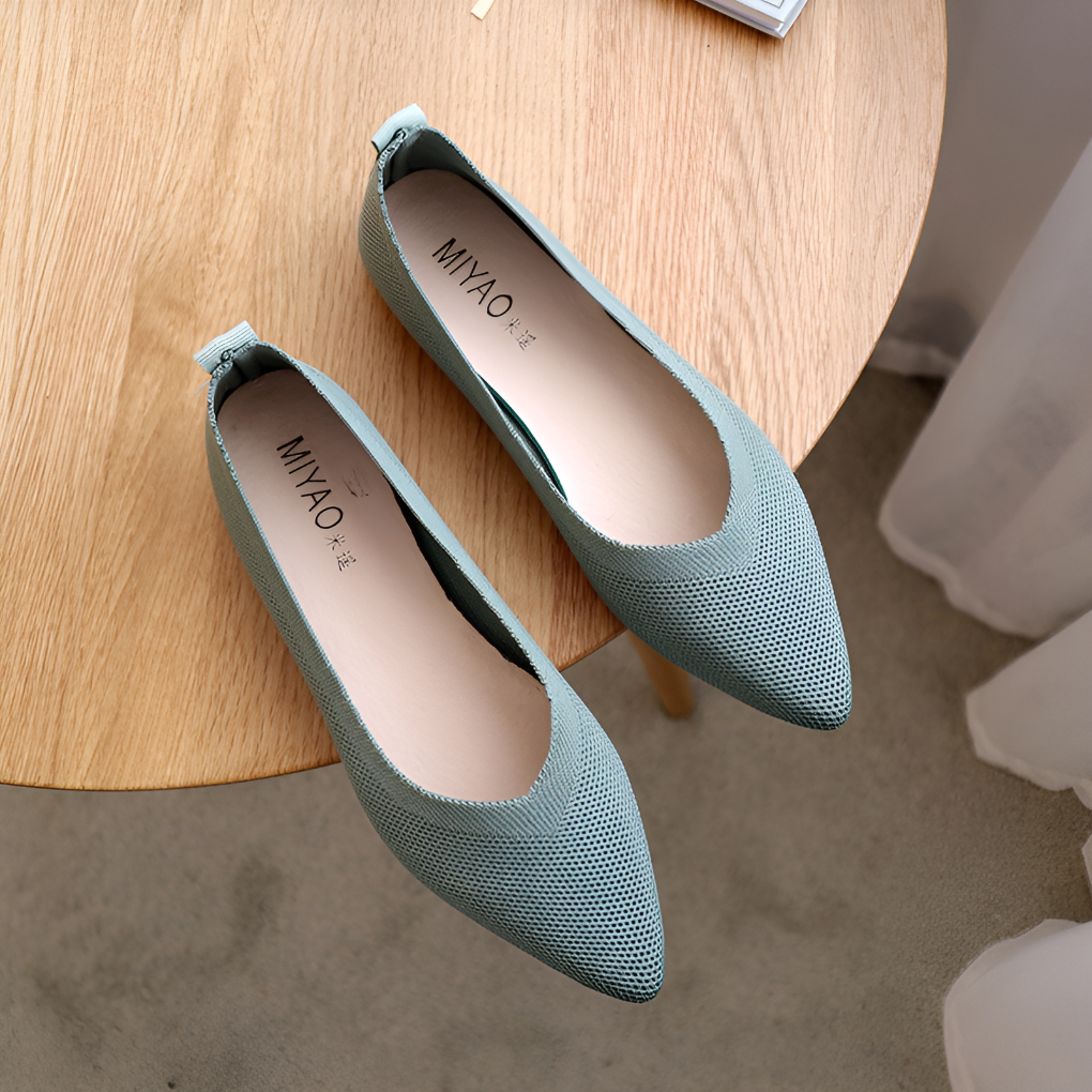 Komfortable casual ballerina sko for vår og sommer. Flate slip-ons, ideelle for hverdagsbruk.