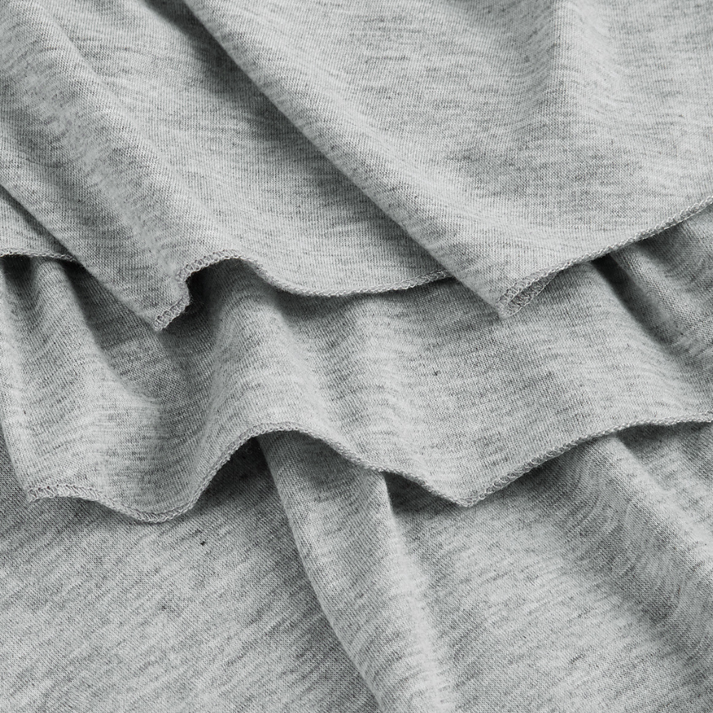 Damen Freizeitkleid: ein langes, farbenfrohes Maxikleid, das Eleganz und Entspannung vereint