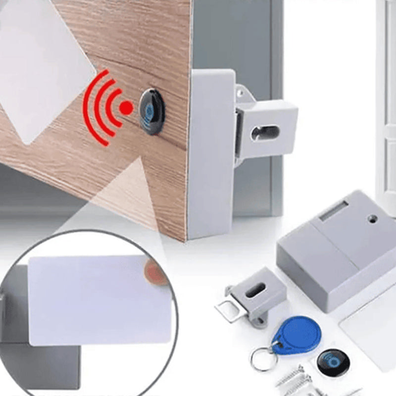 Elektronisk skaplås for treskap med nøkkelfri RFID-tilgang, forbedrer hjemme- og kontorsikkerhet.