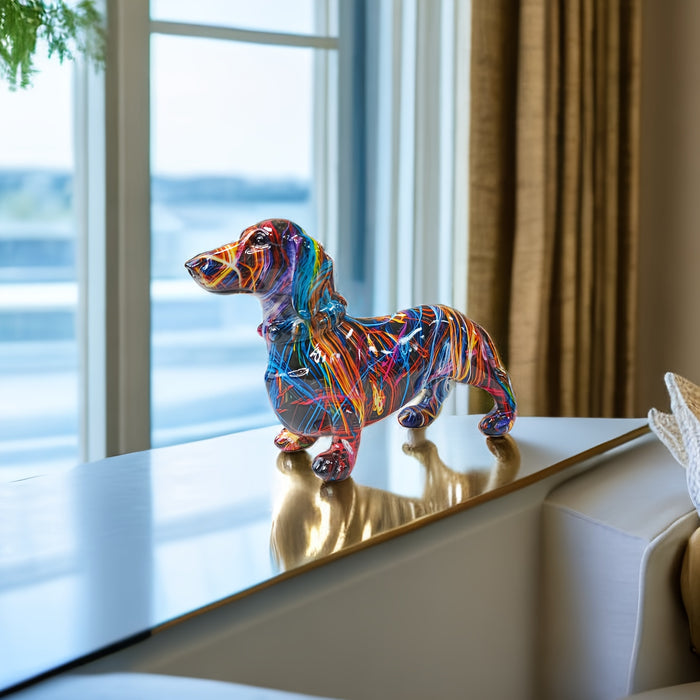 Lilla, fargerik dachshund dyrefigur, en sjarmerende gaveide. Moderne hundedekor som pynter ethvert rom.