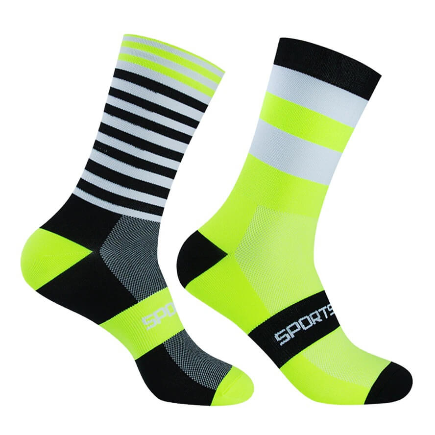 Moderne fargerike sokker, perfekte for athleisure og hverdagsbruk.