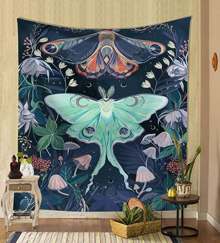 Fargerikt fantasy veggteppe i polyester, magisk stemning, perfekt for interiørdekorasjon.