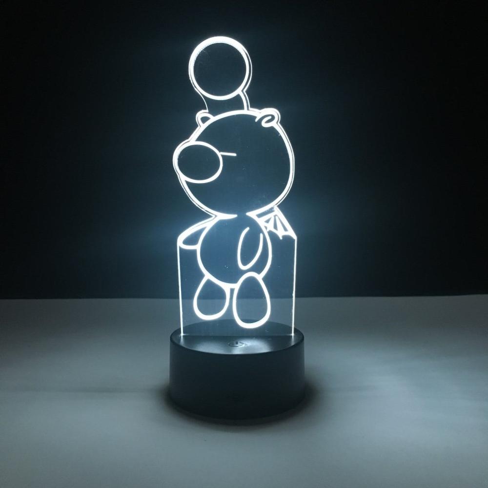 Glødende Final Fantasy bordlampe, perfekt for spillrommet. Denne 3D-lampen gir varm belysning og dekorasjon.