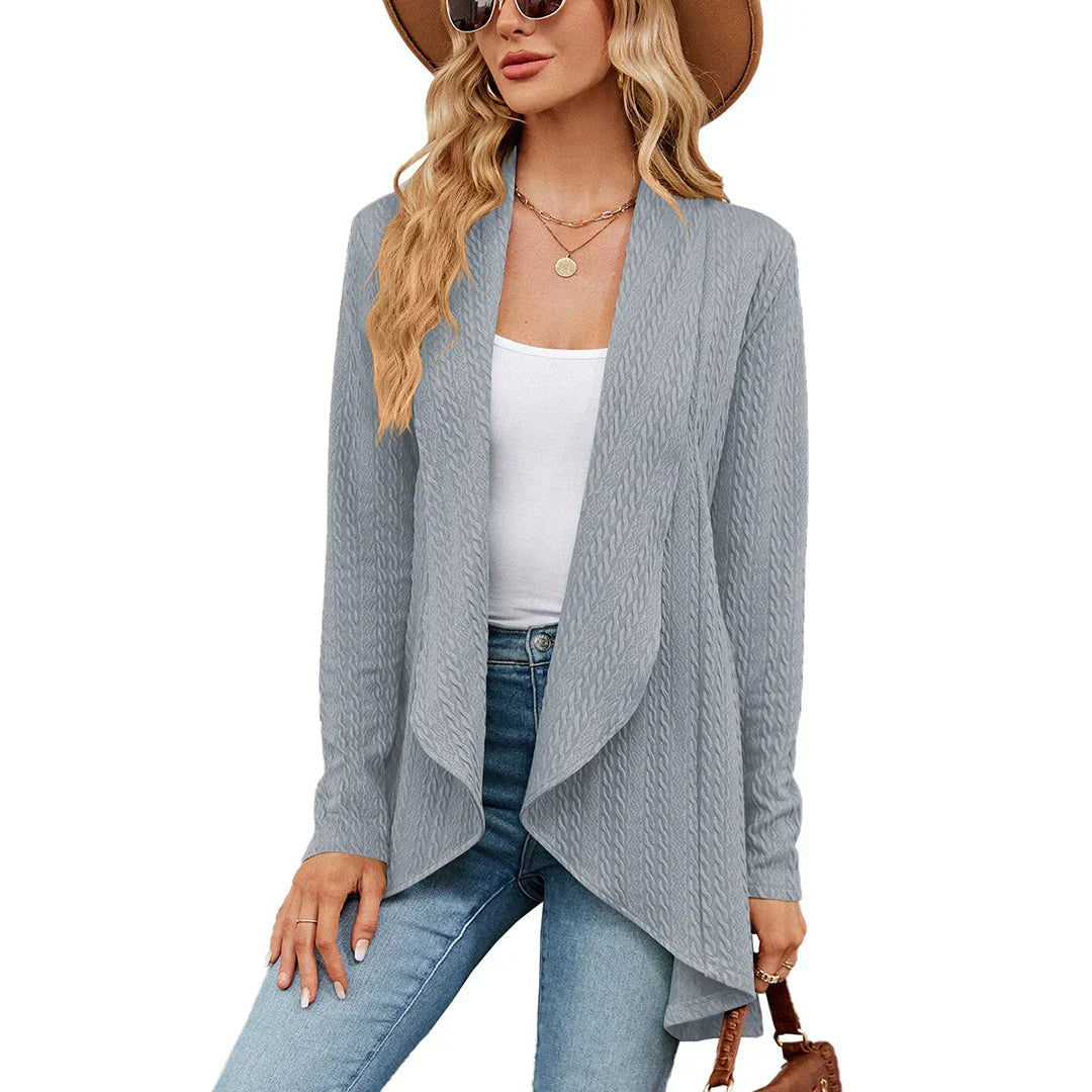 Elegant casual cardigan for høsten. Komfortabelt og moteriktig yttertøy.
