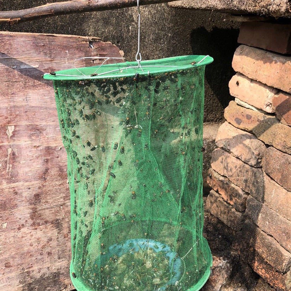 Gjenbrukbar fluefelle med lokkemiddel, klar til å fange fluer og insekter effektivt. Enkel å bruke.