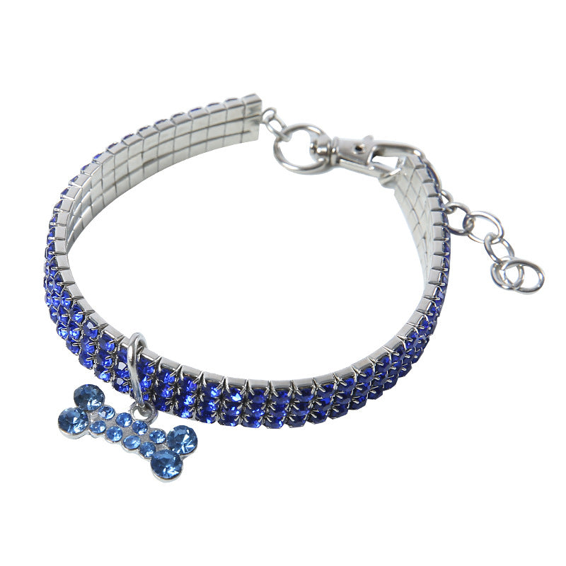 Kjæledyrhalsbånd for hund og katt, med glitrende rhinestone-dekor og elegant anheng.