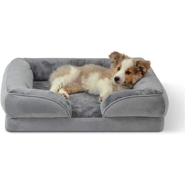 Grå hundesofa med optimal komfort og støtte. Luksuriøs og myk hundeseng for avslapping og god hvile.
