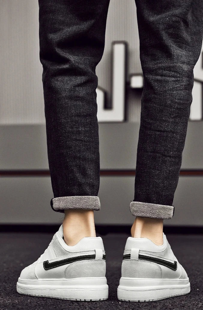 Allsidige grå herresko for vår/høst. Høydeøkende, komfortable og slitesterke sneakers.