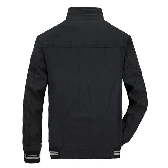 Stilig lettvekts sommerjakke for menn, ideell som vindjakke for utendørs og casual bruk i størrelse M-4XL.