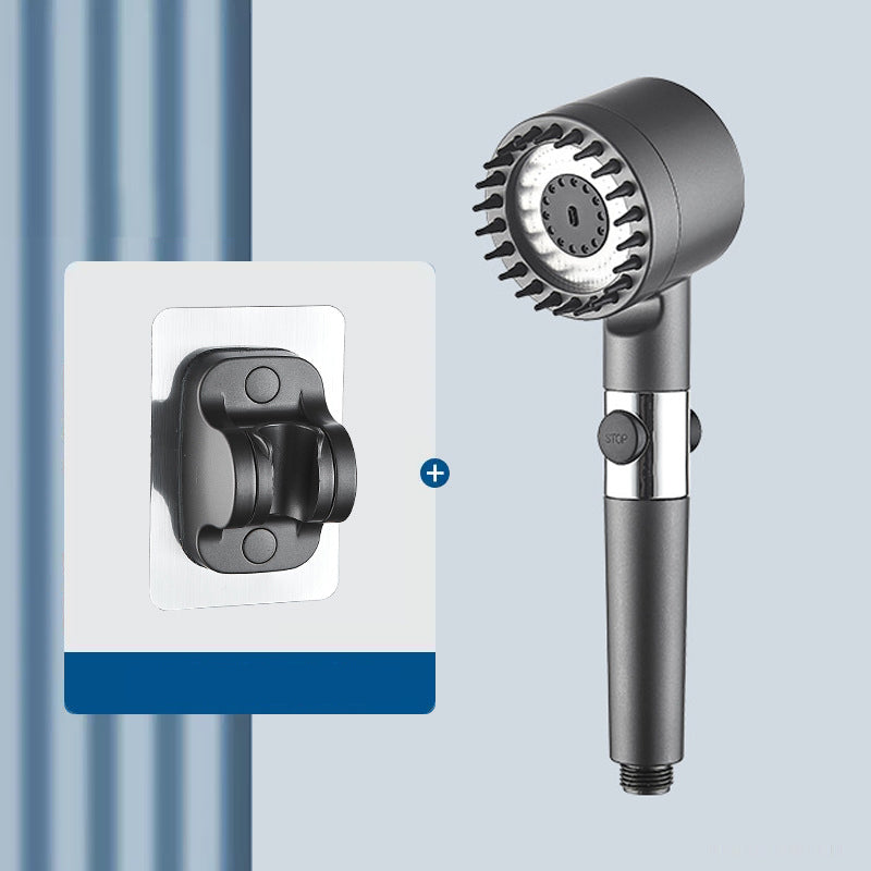Moderne grått dusjhode med filter, høytrykk og 3 moduser. Funksjonelt baderomsutstyr for velvære.