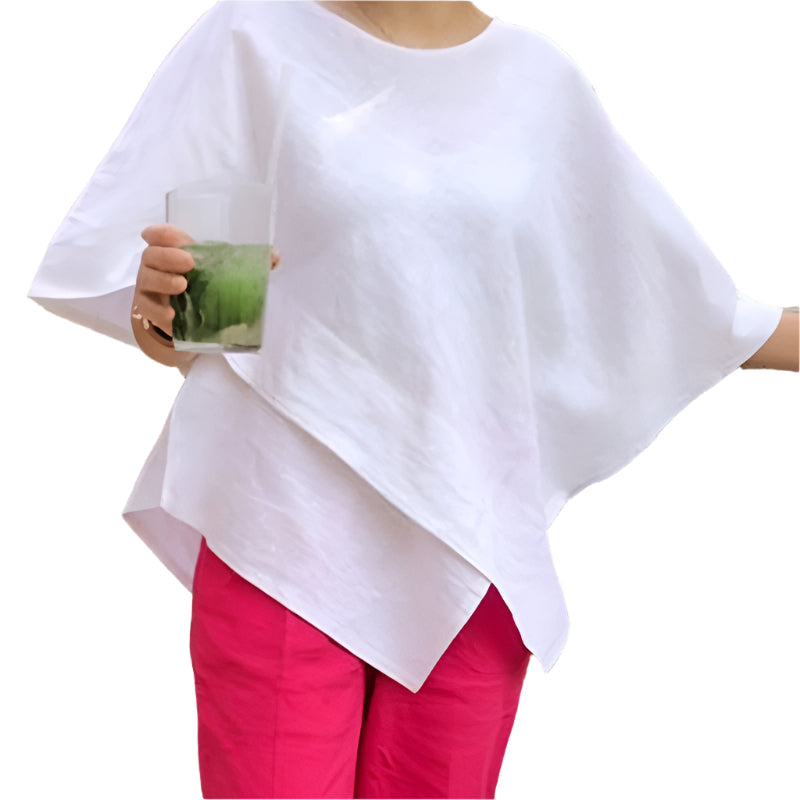 Stilfull khaki asymmetrisk bluse, halvermet og komfortabel, perfekt for en elegant look.