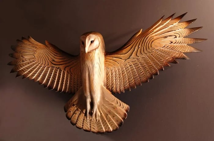 Rustikk ugle veggdekor; naturinspirert håndlaget interiørkunst for hjemmet.
