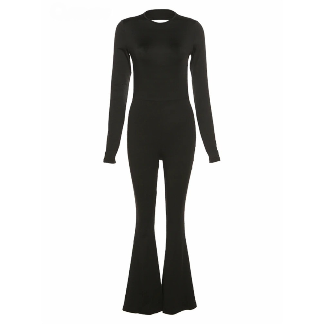 Halter ryggløs lekedress for kvinner. Elegant, komfortabel og trendy dameklær. Perfekt for sommeren.