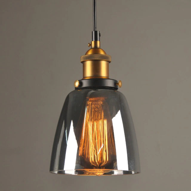 Hengende amber krystalllampe; moderne taklampe som gir varm, elegant belysning til stue eller soverom.