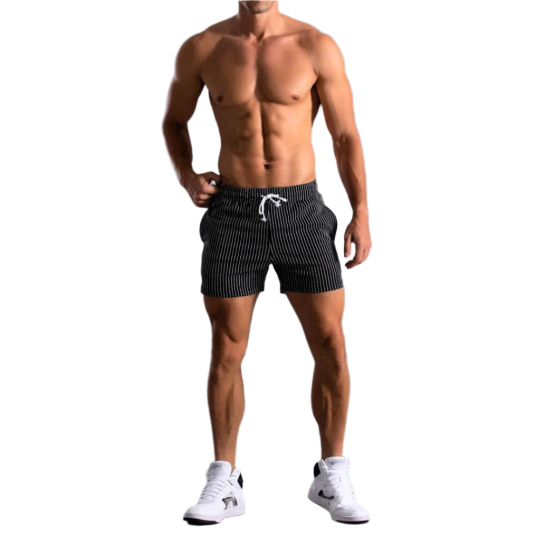 Herre athleisure shorts med stripemønster. Komfortabel treningsshorts for aktiv livsstil og fritid. Elastisk midjebånd.