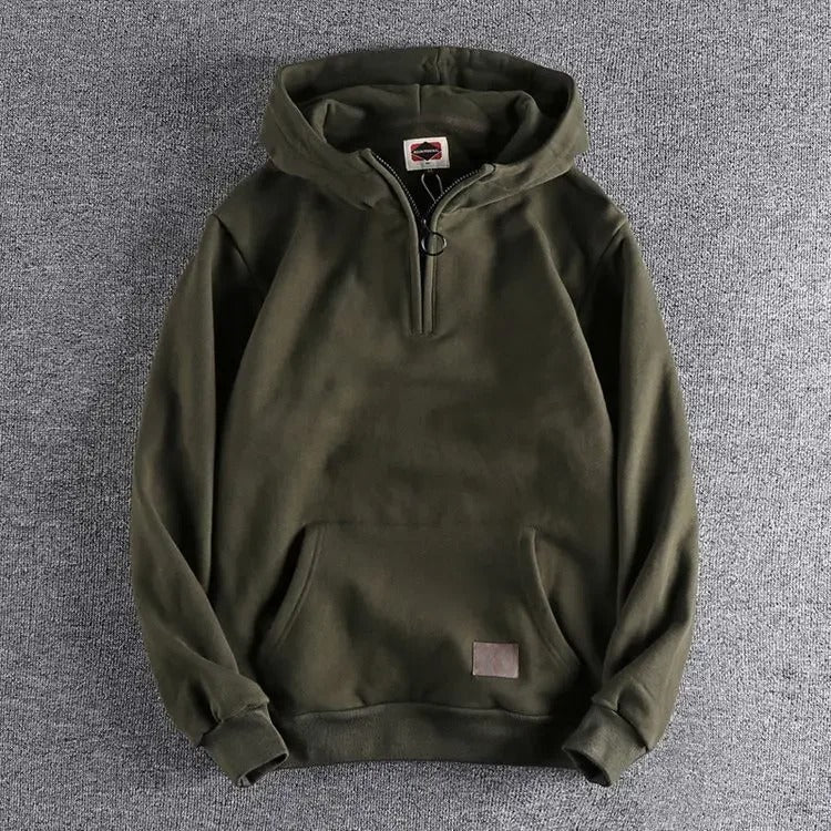 Menns hettegenser, allsidig og komfortabel for enhver anledning. Perfekt for hverdagsstil eller sporty look.