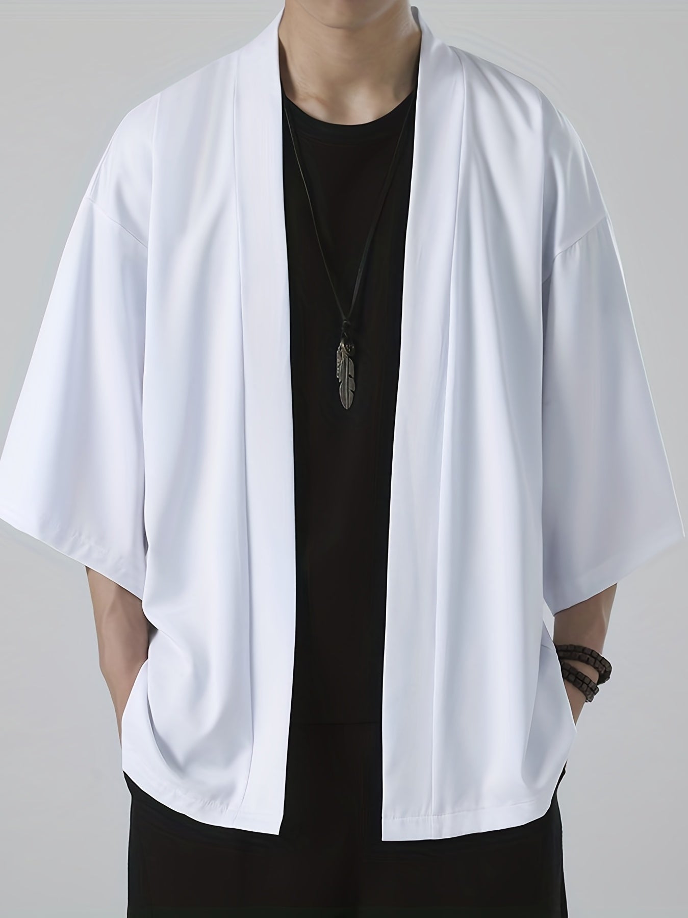 Stilfull herre kimono, åpen front. Perfekt som lett sommerklær, allsidig for en avslappet japansk stil.