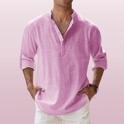 Avslappet langermet henley for herre, en essensiell del av casual vår- og sommermoten. Komfortabel.