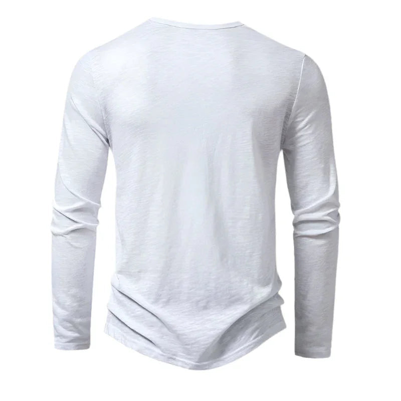 Herre langermet bomullspolo med båndkrage. Komfortabel, elegant og allsidig polo.