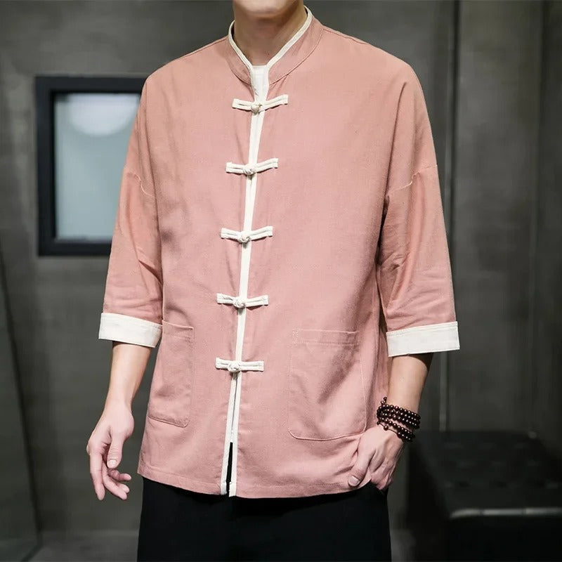 Casual herre overskjorte i japansk stil. Langermet og komfortabel for en elegant, minimalistisk vår/sommer look.