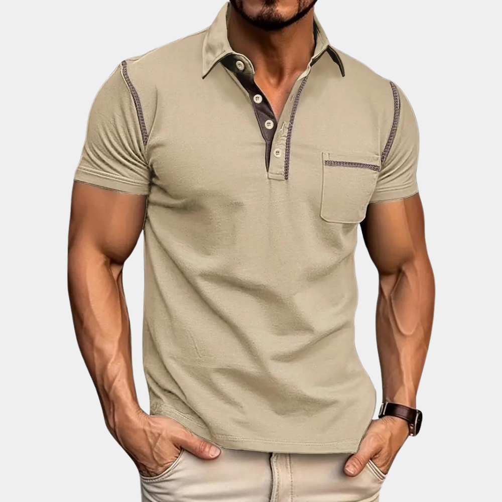 Fralagt herre poloshirt i tidløs design, perfekt for menn som søker komfort og stil.
