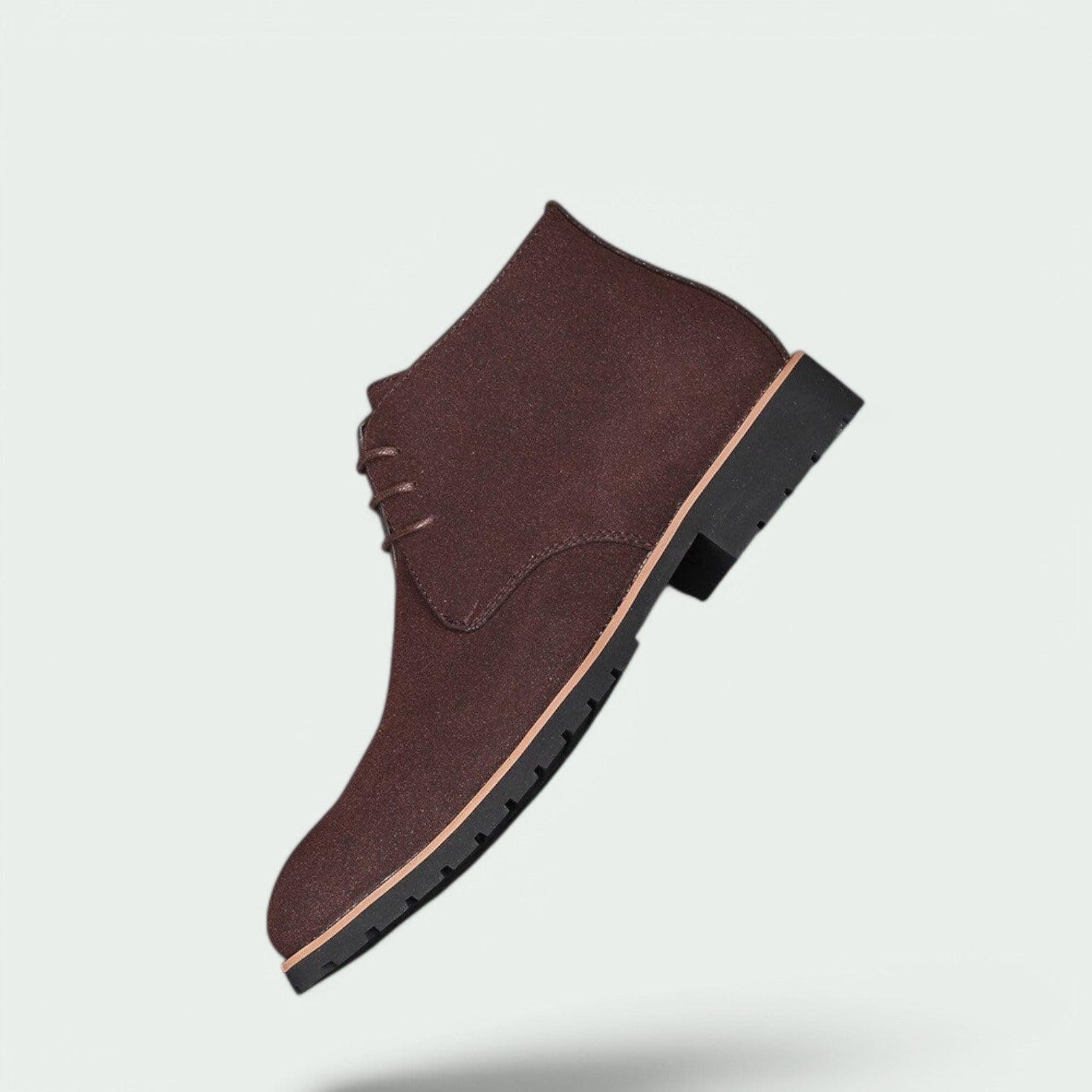 Elegante herre slip-on sko i semsket skinn med solid gummi såle, ideelle for helårsbruk.