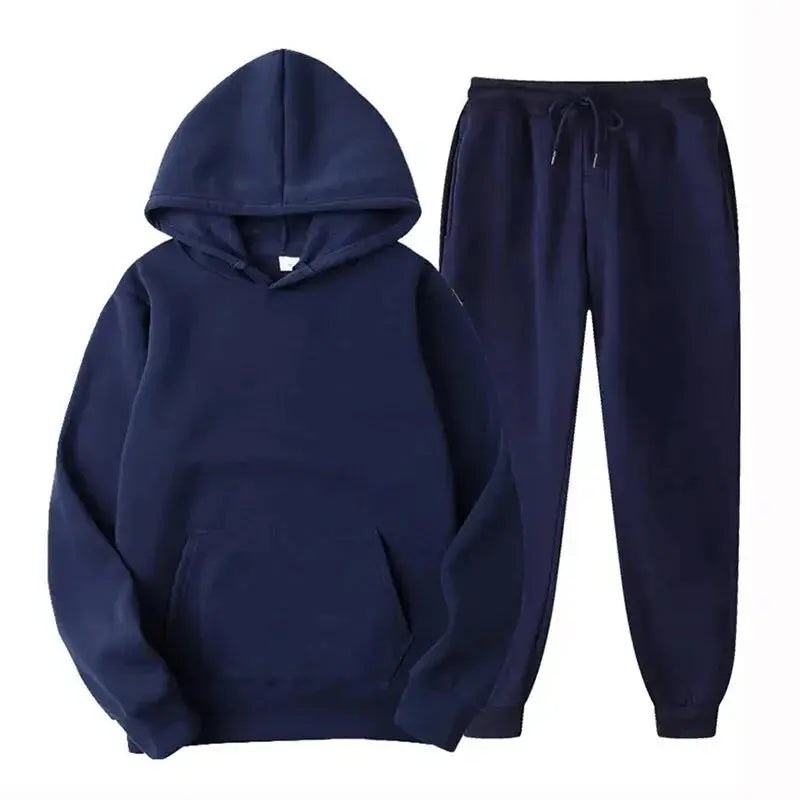 Herre to-delt fritidssett, et komfortabelt og trendy tracksuit for hverdagsbruk og lett aktivitet. Mykt stoff.