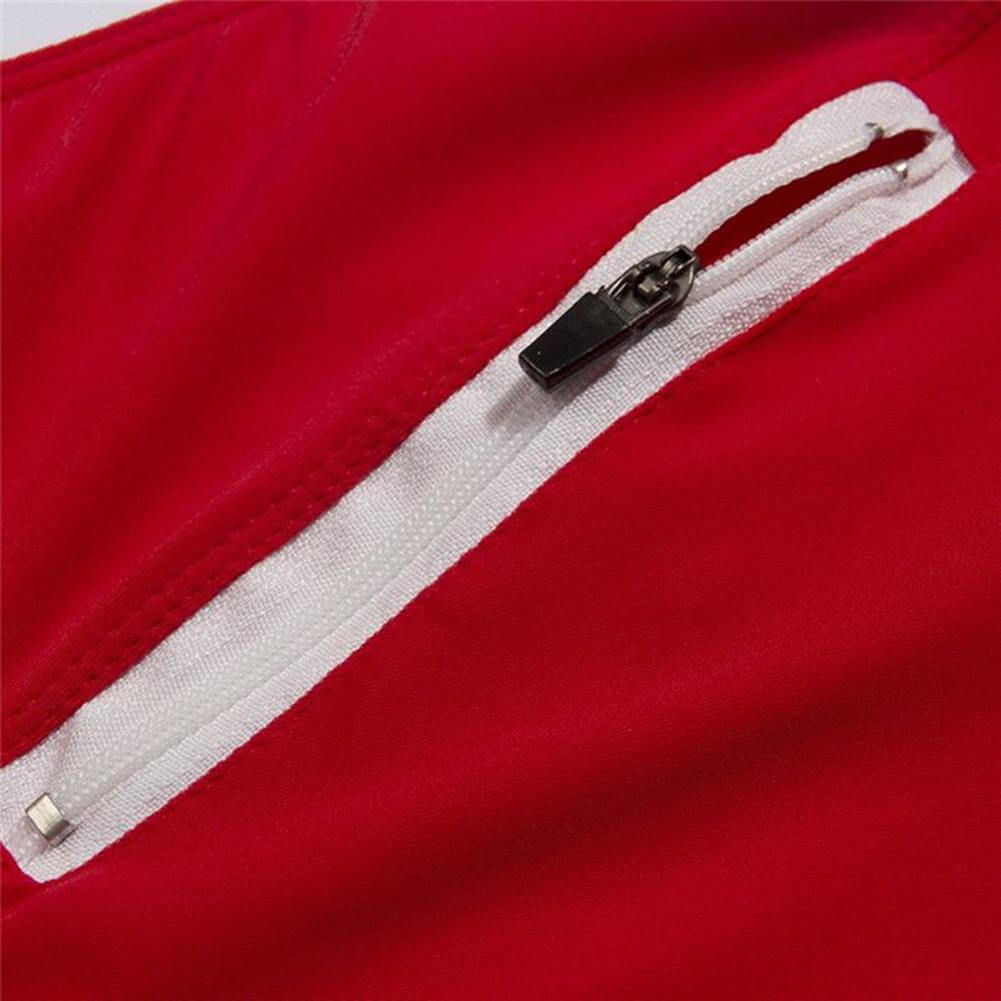 Stripete boardshorts for menn, moderne badebukse for sommer, strand og vannsportglede.