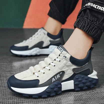 Mørke, stilrene herre sneakers. Perfekte for både casual bruk og som komfortable joggesko.